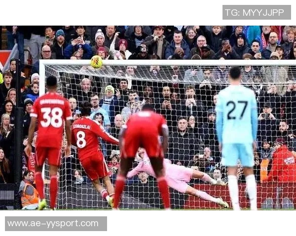 维尔茨精准助攻被加克波失误破坏赛场瞬间引发热议 维尔茨精准助攻被加克波失误破坏赛场瞬间引发热议