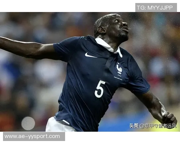 前巴黎利物浦后卫萨科宣布退役感谢球迷致敬与祝福