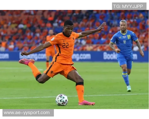 埃因霍温冬窗瞄准日本国脚佐野航大应对威尔曼离队挑战 埃因霍温冬窗瞄准日本国脚佐野航大应对威尔曼离队挑战