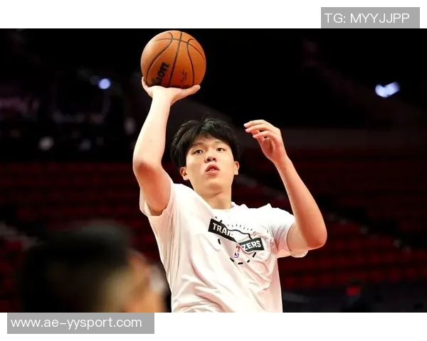 杨瀚森表现惊艳18分10篮板4助攻登上微博热搜榜第九引发热议 杨瀚森表现惊艳18分10篮板4助攻登上微博热搜榜第九引发热议