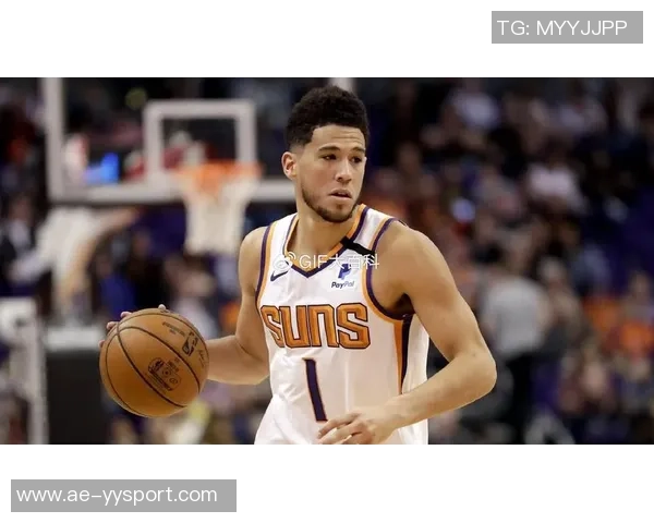 布克首节得分全在半场表现平平9分3助3失误正负值5引发关注